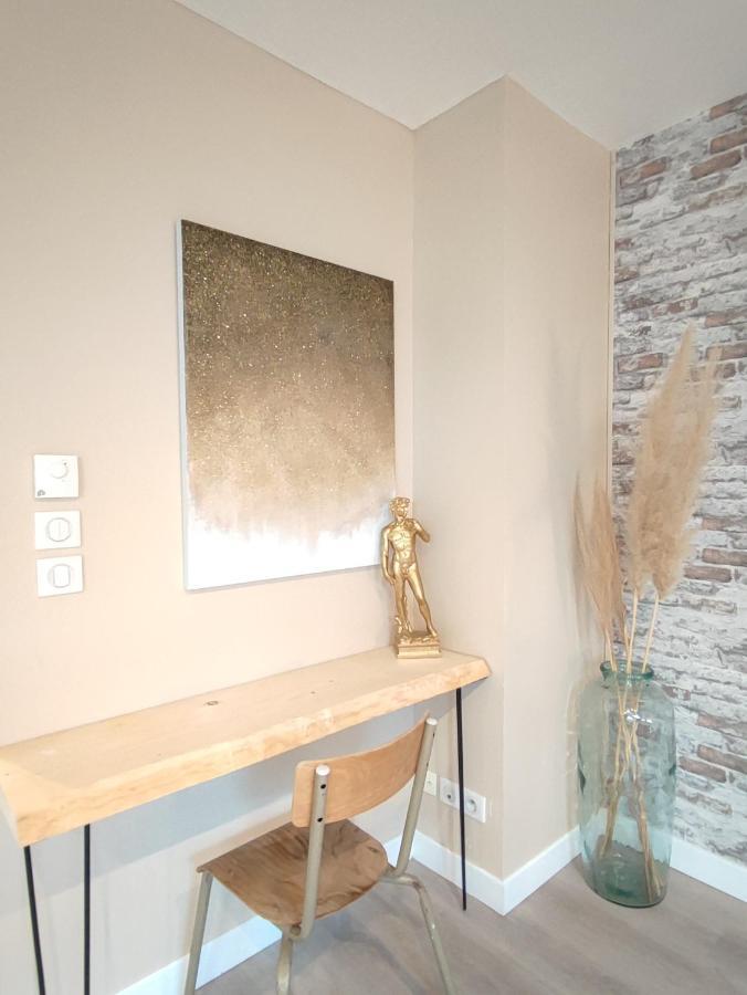 Le Marquis - T3 Standing 100M2 250 Metres Du Port Apartment Marseille Bagian luar foto